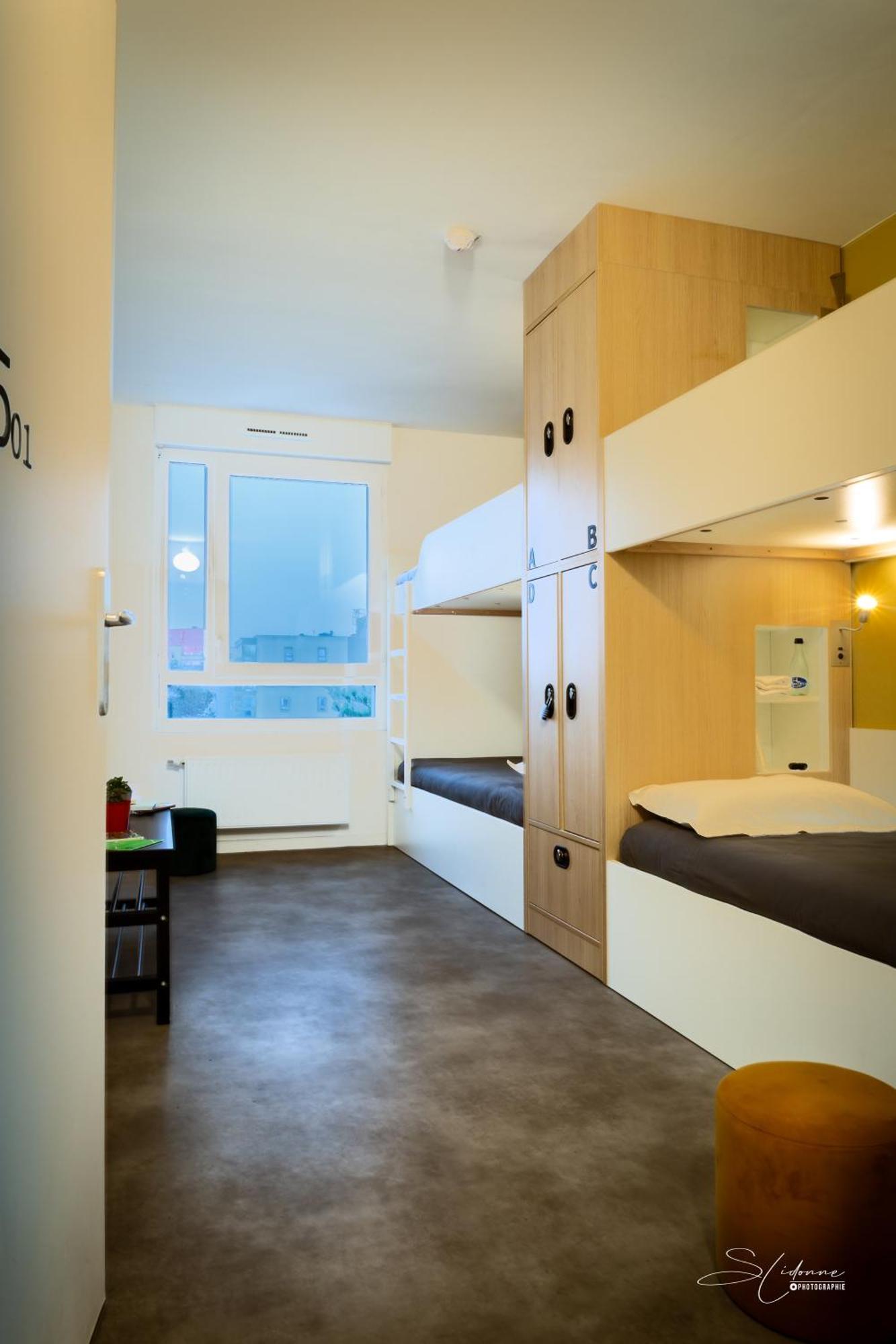Hostel Cis Le Spot *